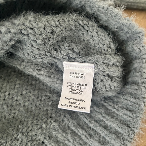 Love Tree Fuzzy Knit Woman’s Cropped Sweater | Light Blue/Green | Size S - Picture 7 of 9